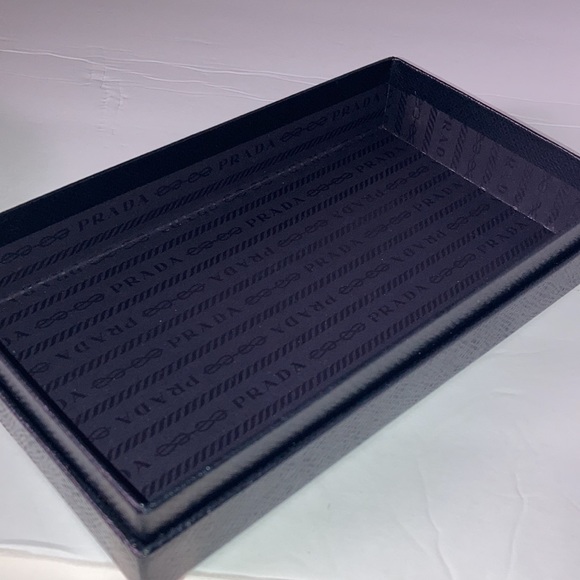 Prada Saffiano Metal Argilla zipped long wallet - Picture 13 of 17
